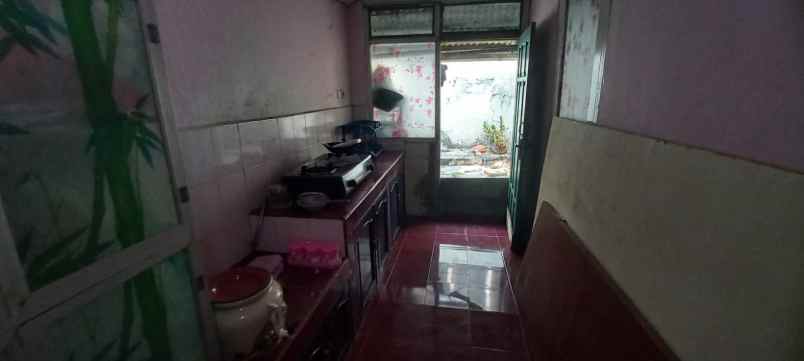 dijual rumah perumahan taman kapuk