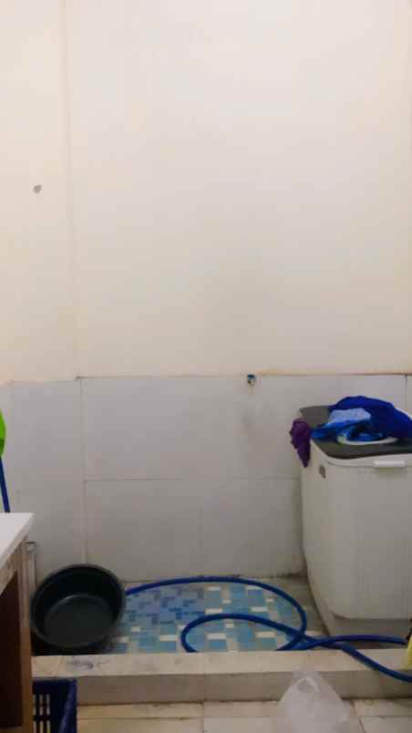 dijual rumah perumahan taman narogong