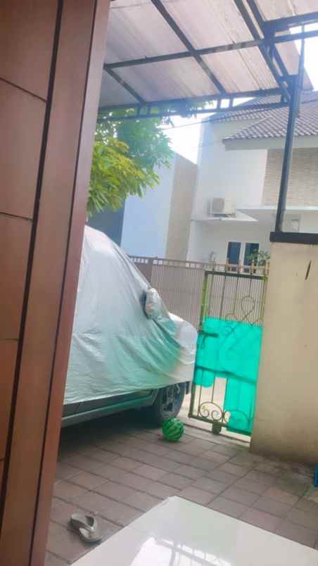 dijual rumah perumahan taman narogong