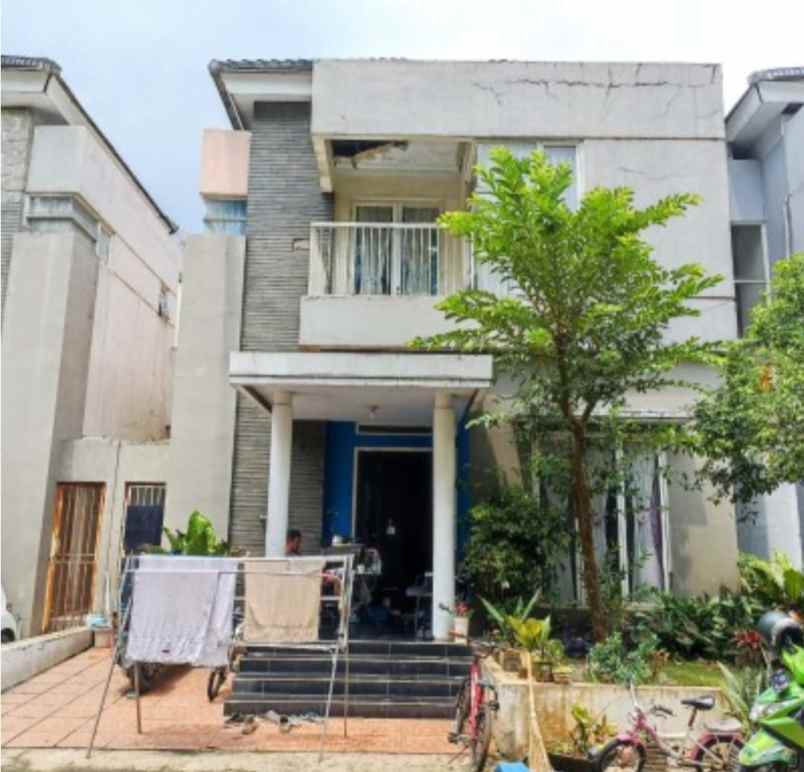 dijual rumah perumahan villa mutiara