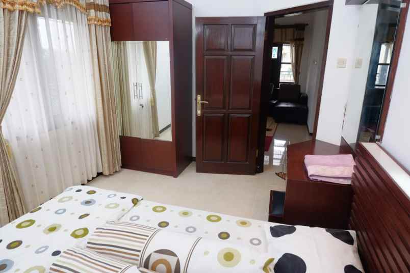 dijual rumah pesanggrahan kusuma