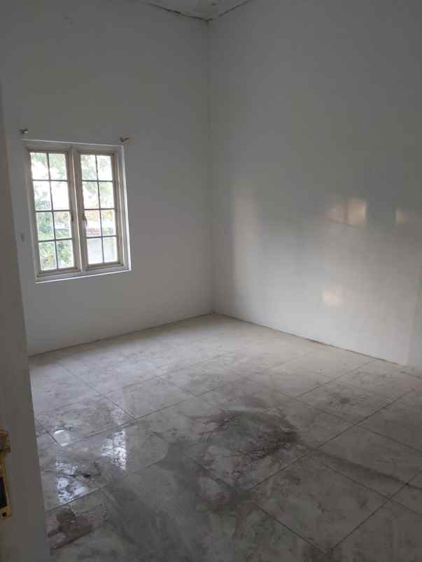 dijual rumah pesona permata gading