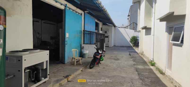 dijual rumah petemon