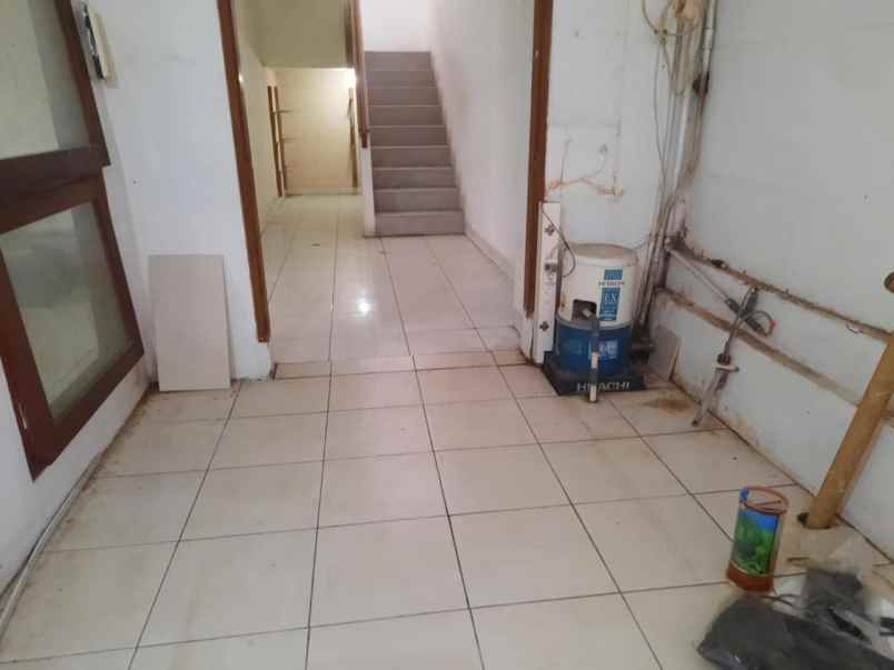 dijual rumah pisangan ciputat timur