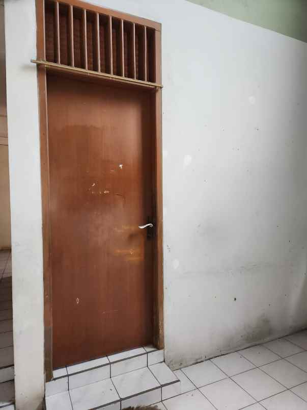 dijual rumah pisangan ciputat timur
