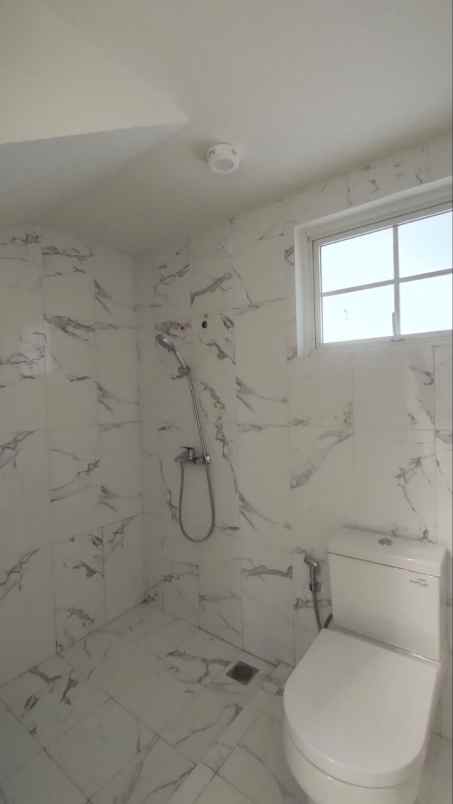 dijual rumah podomoro park buah batu