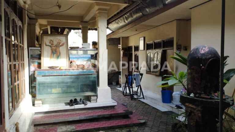 dijual rumah poh gading