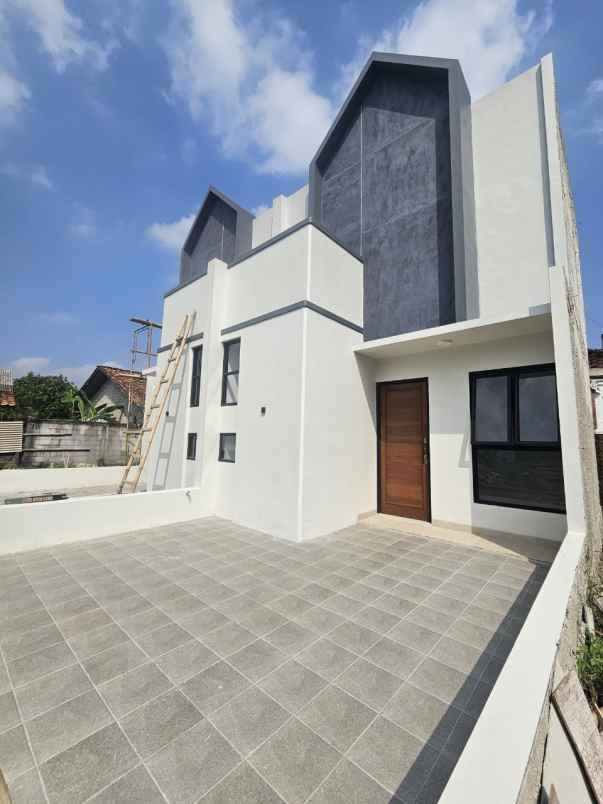 dijual rumah pondok rajeg