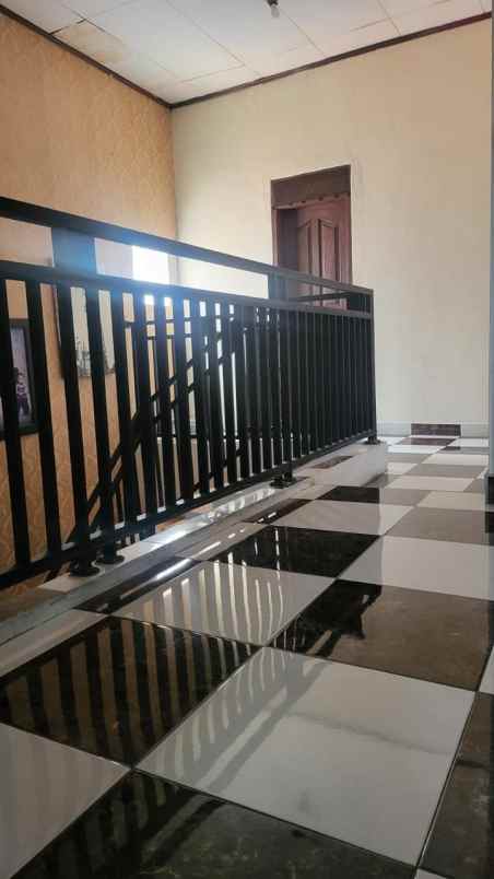 dijual rumah pulomas