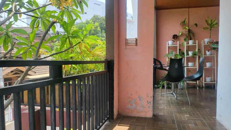 dijual rumah pulomas