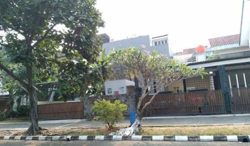 dijual rumah puri bintaro sektor 9