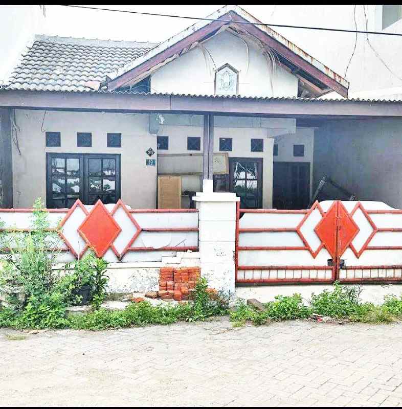 dijual rumah puri lidah kulon