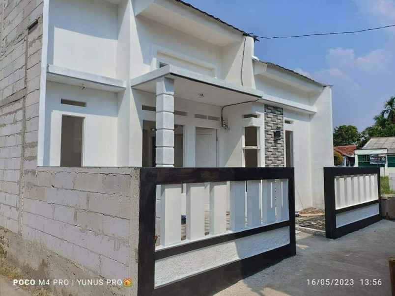 dijual rumah ready shm dekat stasiun dan jalan utama