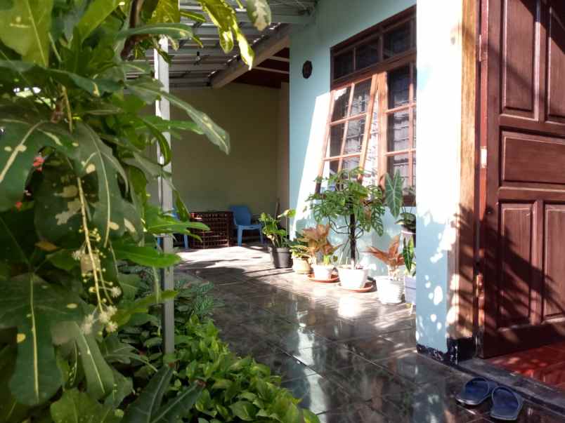 dijual rumah riung bandung cipamokolan