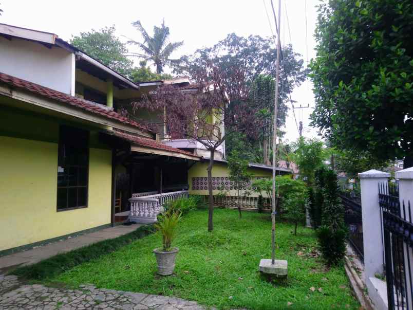 dijual rumah sariwangi raya