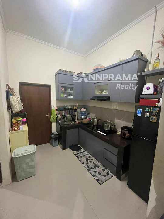 dijual rumah sawangan depok
