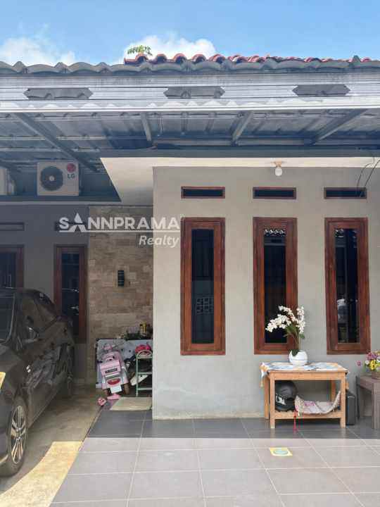 dijual rumah sawangan depok