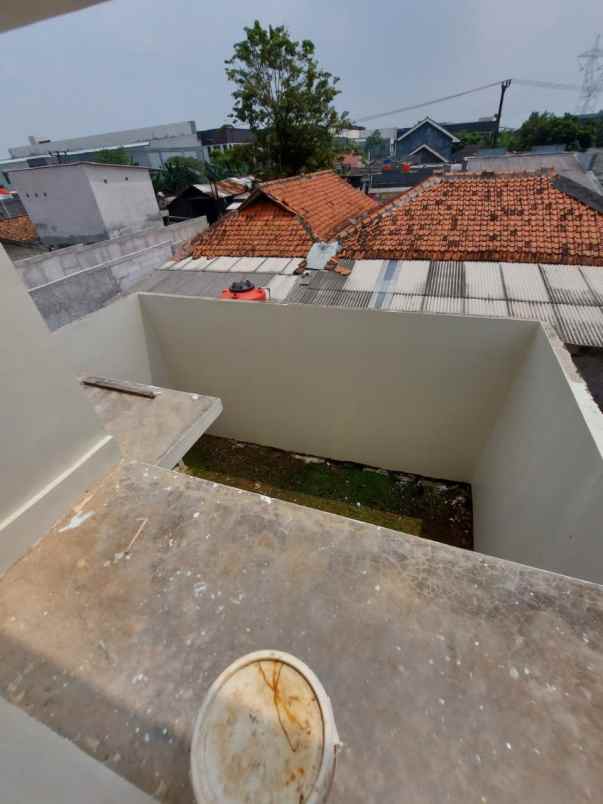 dijual rumah serpong