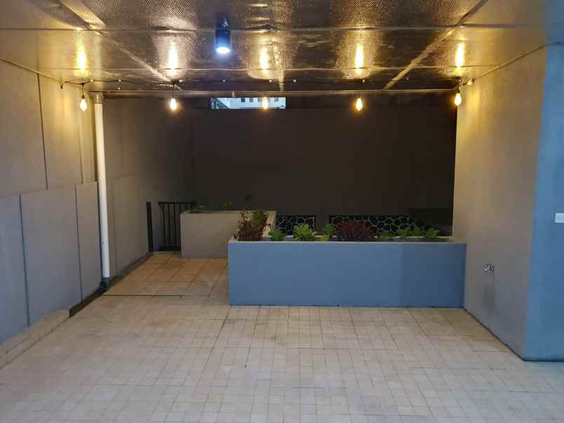 dijual rumah setiabudi setiabudhi