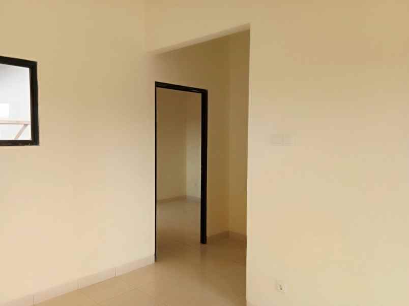 dijual rumah setu bekasi