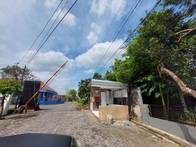 dijual rumah siap huni di jogja timur dalam perumahan