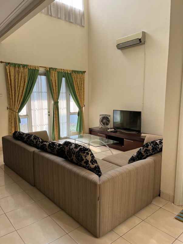 dijual rumah siap huni di kota wisata cibubur