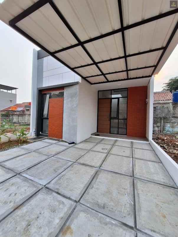 dijual rumah sip 660