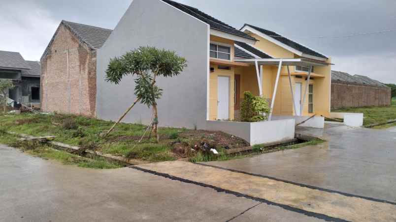 dijual rumah sukajaya