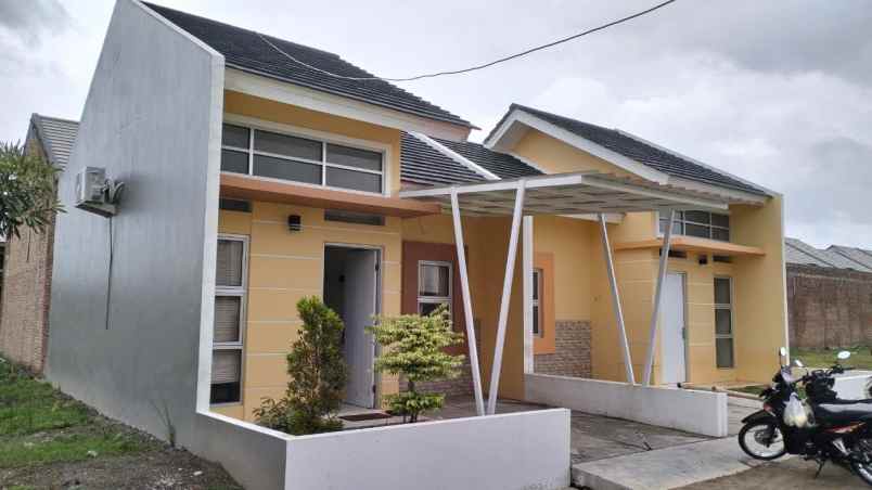 dijual rumah sukajaya