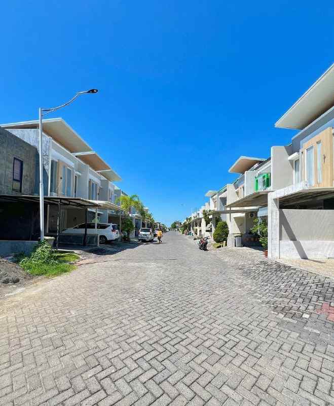 dijual rumah sukolilo dian regency 2