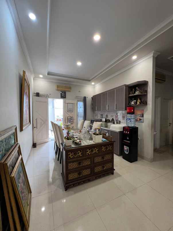 dijual rumah summarecon bekasi cluster