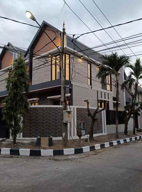 dijual rumah sutorejo prima selatan