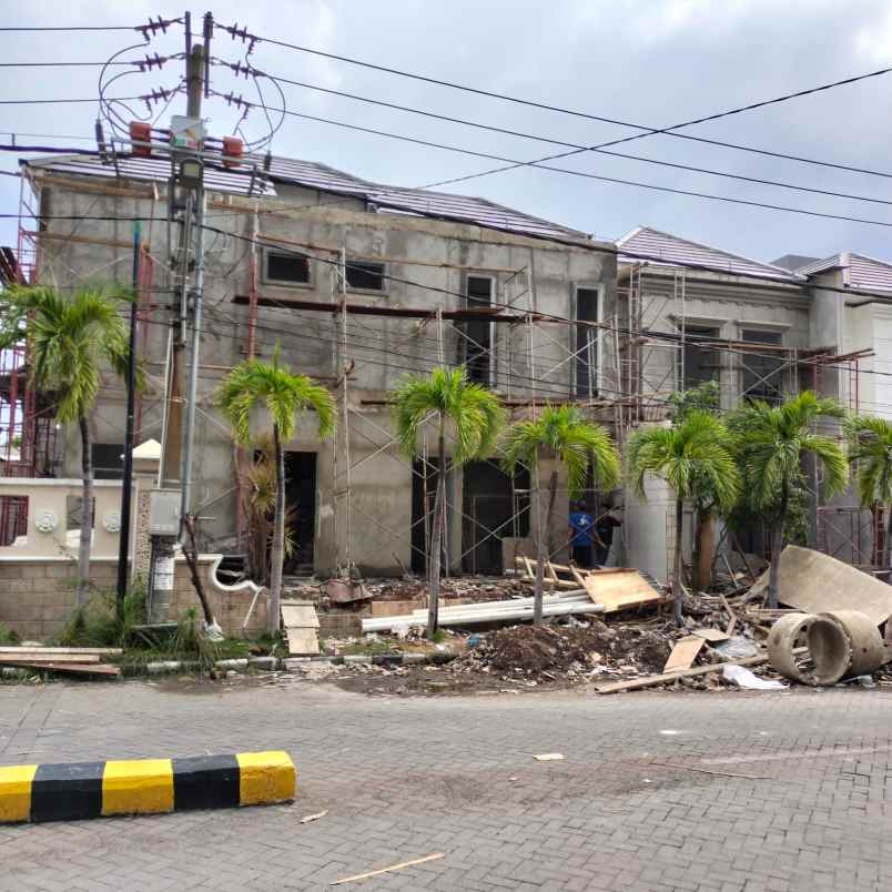 dijual rumah sutorejo timur