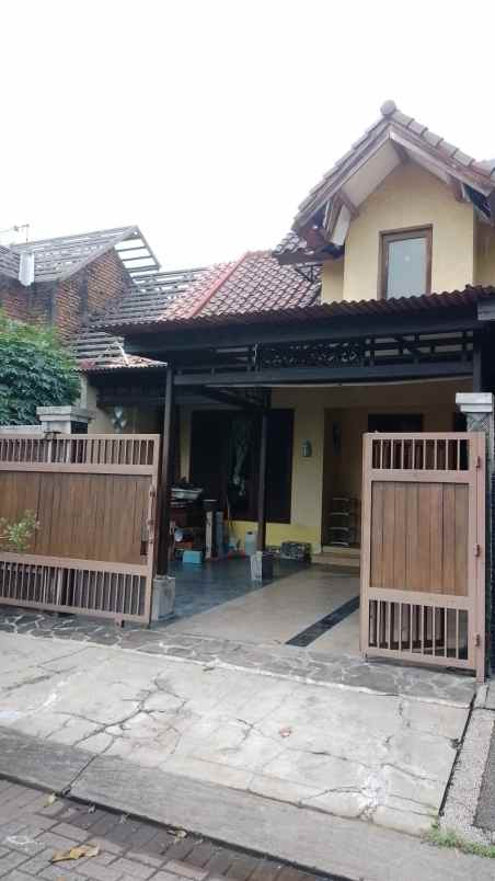 dijual rumah talaga bestari cluster re