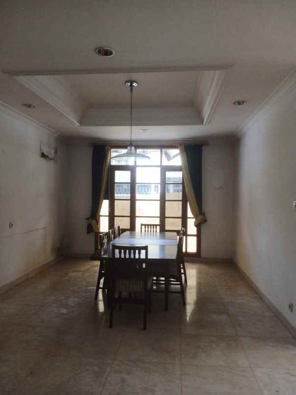 dijual rumah taman kedoya baru jakbar hook