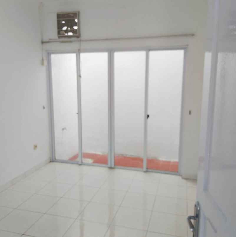 dijual rumah taman modern cakung