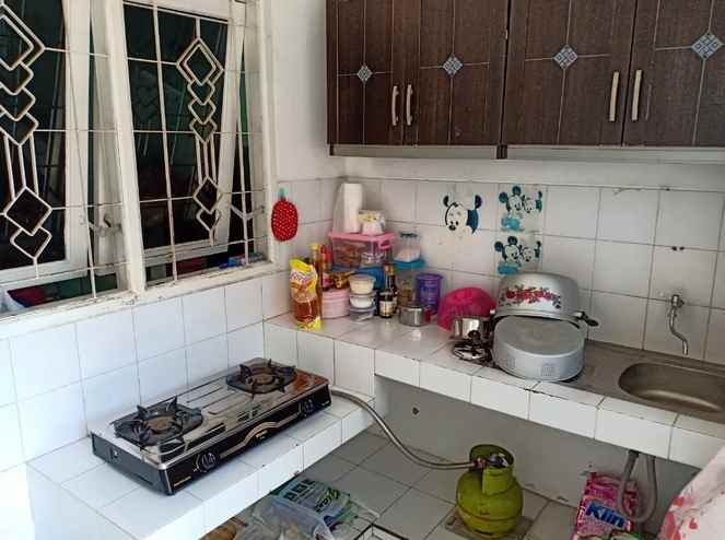 dijual rumah taman pondok indah wiyung