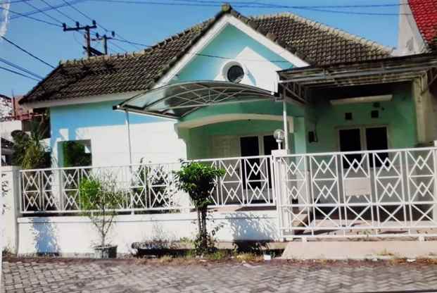 dijual rumah taman pondok indah wiyung