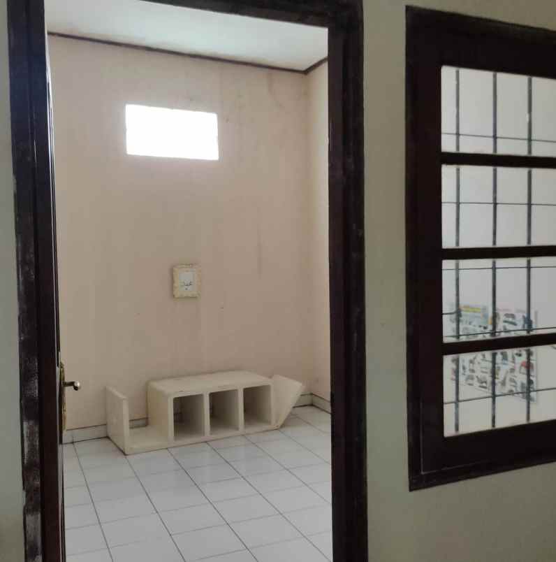 dijual rumah taman pulogebang cakung