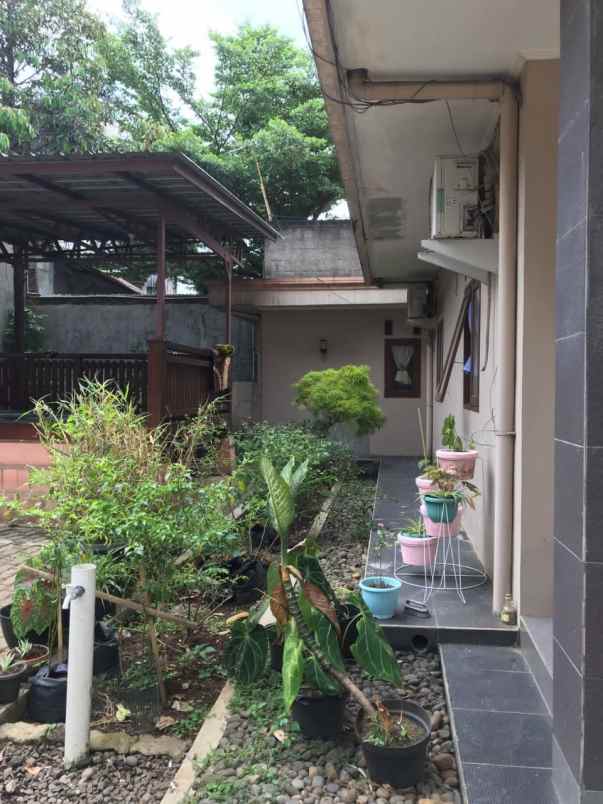 dijual rumah tanah baru