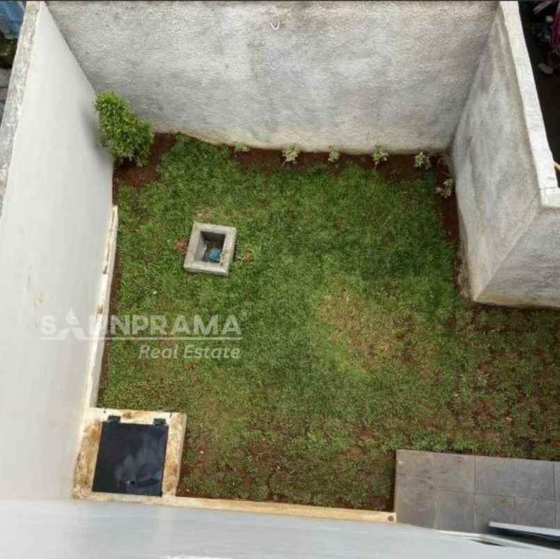 dijual rumah tanah baru