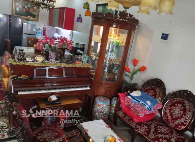 dijual rumah tanah baru beji depok