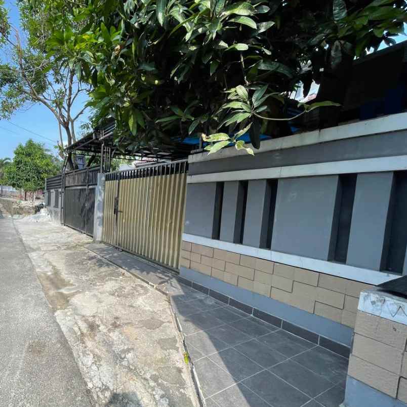 dijual rumah tanjung barat tb simatupang