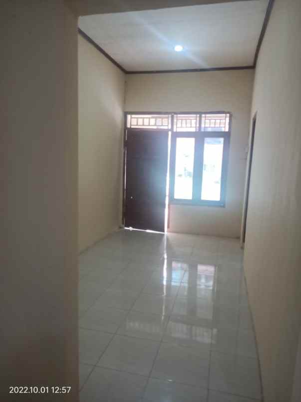 dijual rumah tembalang