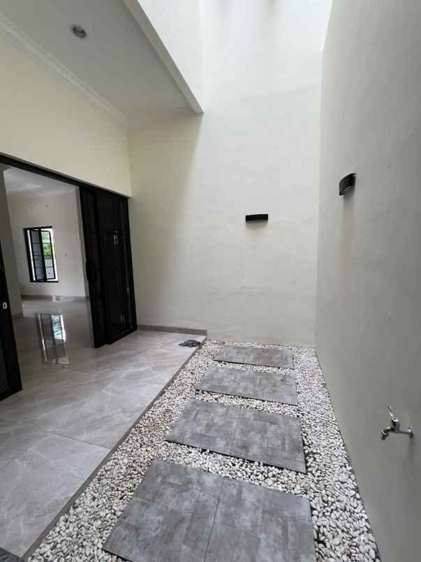 dijual rumah the icon bsd city