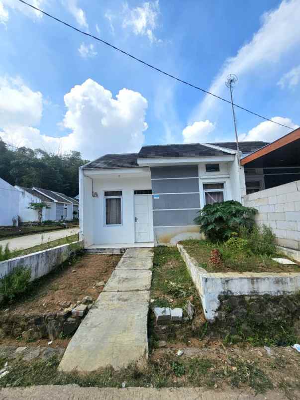 dijual rumah the valley esma