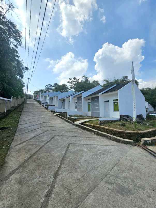 dijual rumah the valley esma