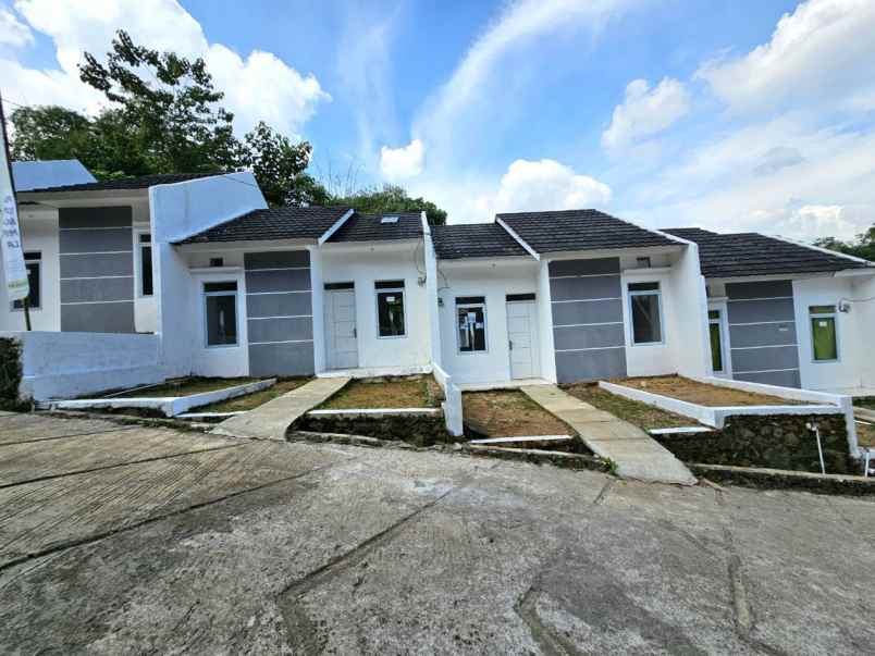 dijual rumah the valley esma