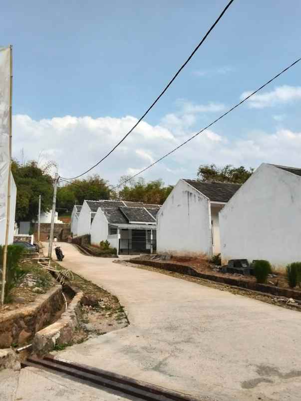 dijual rumah the valley of esma