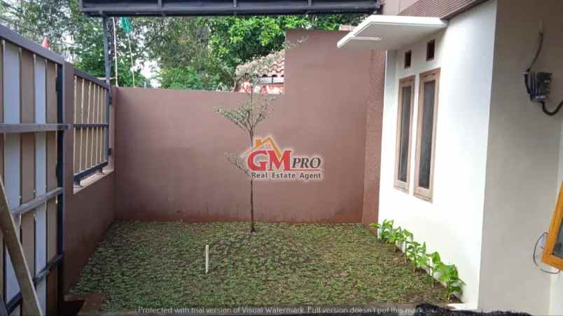 dijual rumah ujung berung